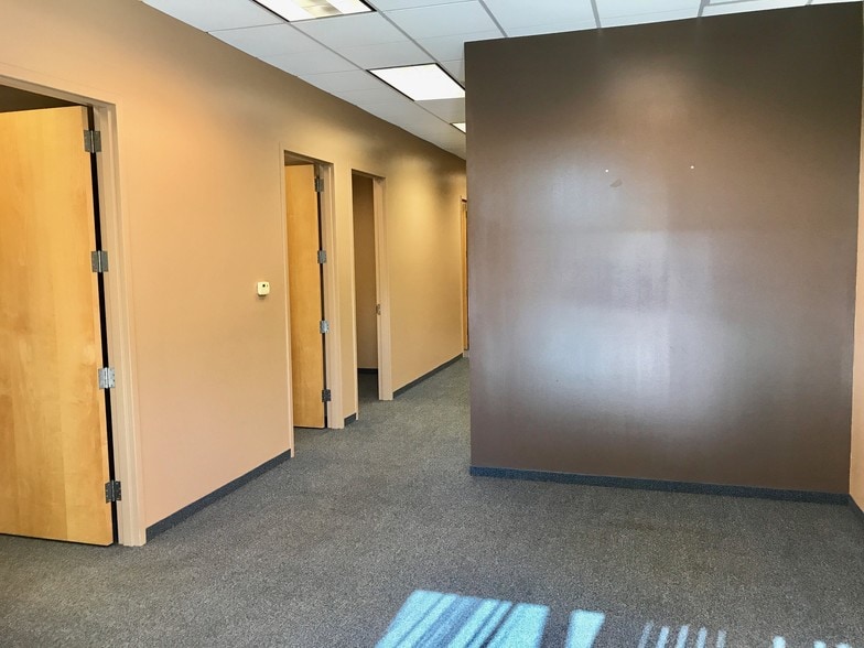More Photos Of 1959 S Val Vista Dr, Mesa Office For Lease