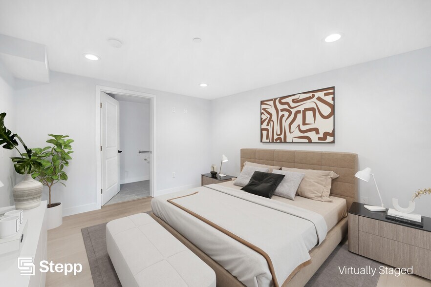 More Photos Of 3301 Obama Blvd, Los Angeles Apartments For Sale