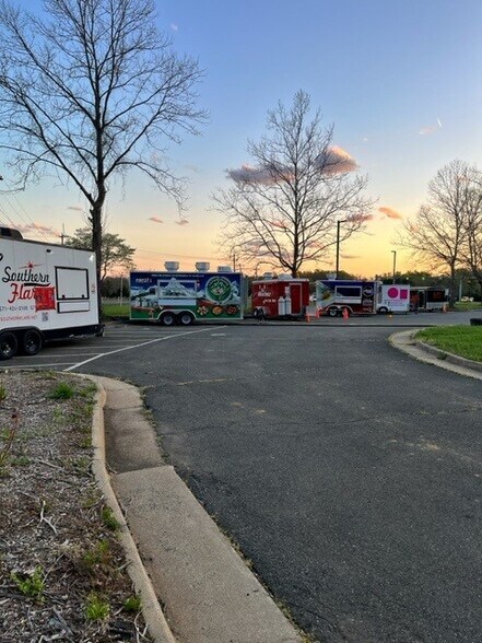 More Photos Of 18193 Lee hwy, Amissville Light Distribution For Sale