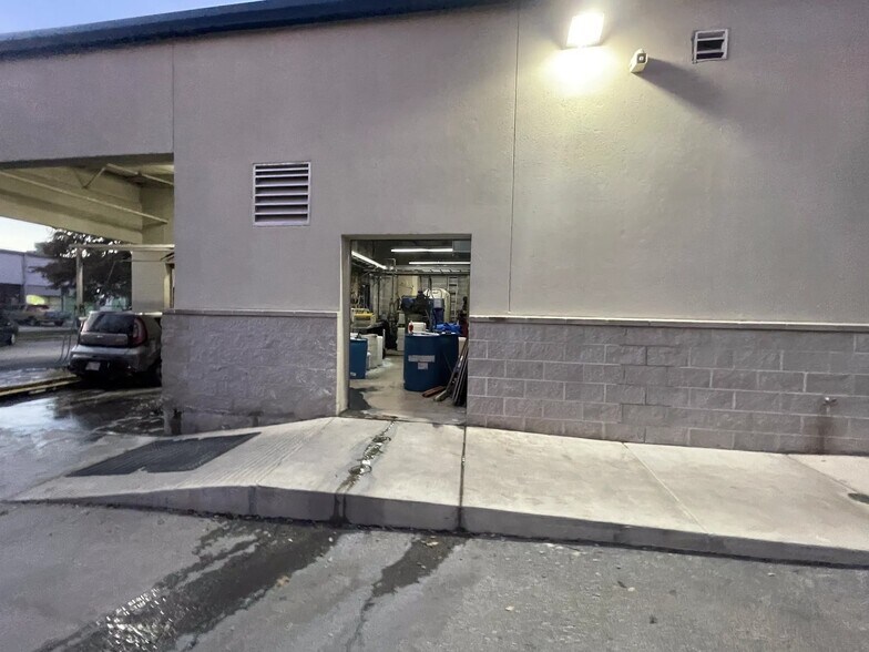 More Photos Of 166 N Loop 1604 E, San Antonio Storefront Retail Office For Sale