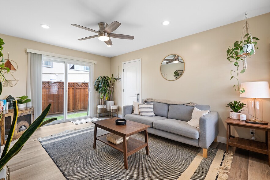 More Photos Of 403 Vera Ave, Redwood City Apartments For Sale