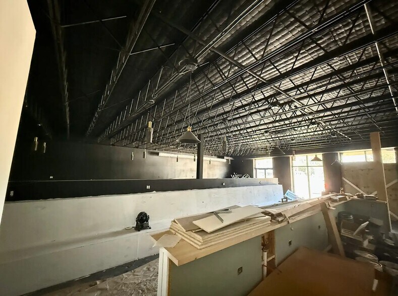 More Photos Of 8408 Scotland Ave, Baton Rouge Restaurant For Sale