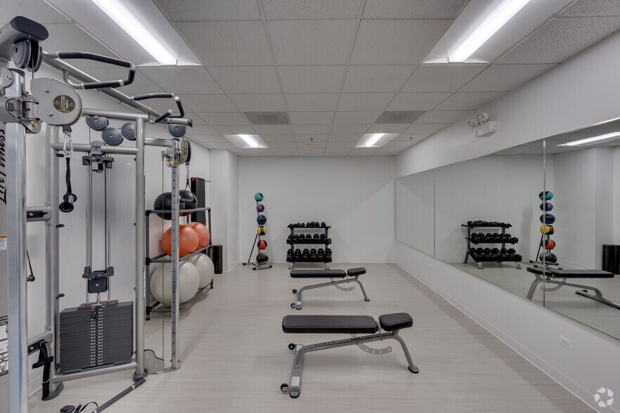 More Photos Of 707 Skokie Blvd, Northbrook Coworking Space