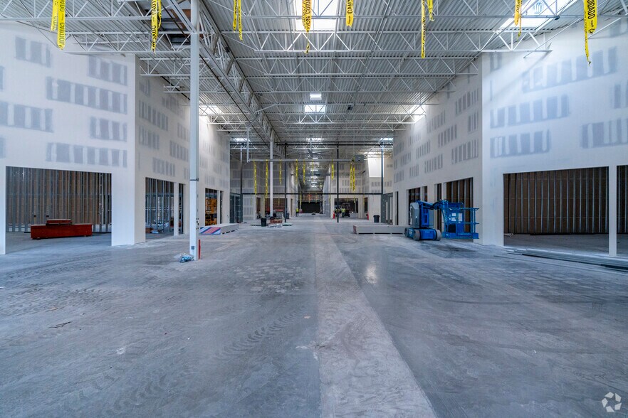 More Photos Of 2450 Oddie Blvd, Sparks Storefront Retail Office For Lease