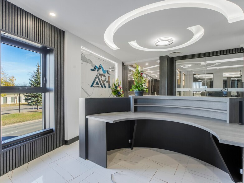 More Photos Of 10303 65 Ave NW, Edmonton Office For Lease