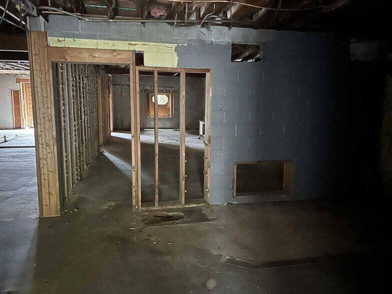 More Photos Of 2598 Oceana Dr, Shelby Restaurant For Sale