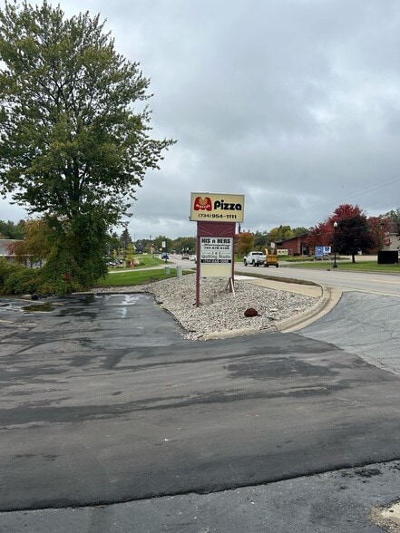 More Photos Of 1212 E M-36, Pinckney Storefront Retail Office For Sale