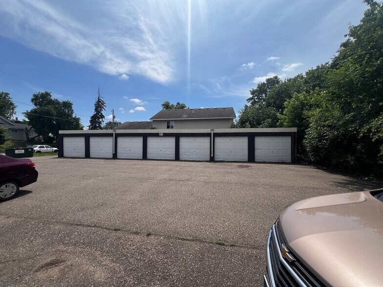 More Photos Of 96 Arlington Ave W, Saint Paul Apartments For Sale