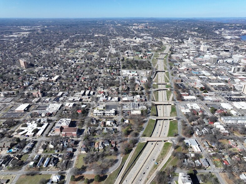 More Photos Of 1305 Cumberland St, Little Rock Multifamily For Sale