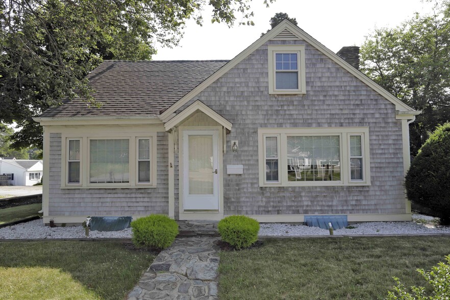 Primary Photo Of 868 Ashley Blvd, New Bedford Medical For Lease