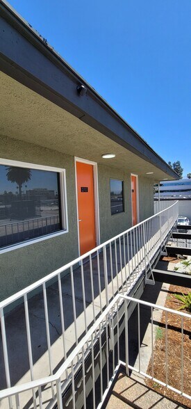 More Photos Of 370 W 6th St, San Bernardino Loft Creative Space For Lease