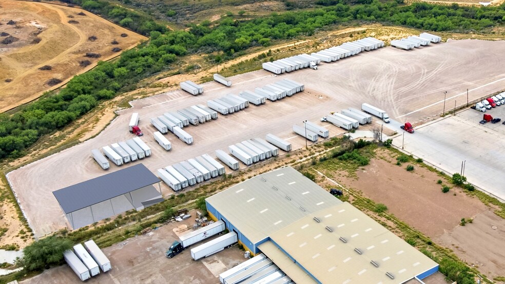 More Photos Of 701 Enterprise St, Laredo Land For Lease