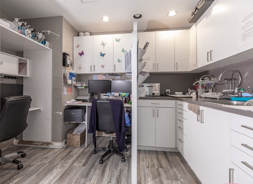 More Photos Of 7765 SW 87th Ave, Miami Medical For Lease