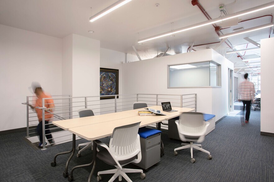 More Photos Of 309 Pine Ave, Long Beach Coworking Space