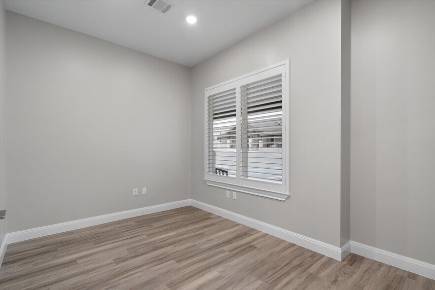 More Photos Of 2901 Caballo Ranch Blvd, Cedar Park Office For Lease