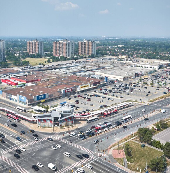 More Photos Of 495-499 Main St S, Brampton Unknown For Lease