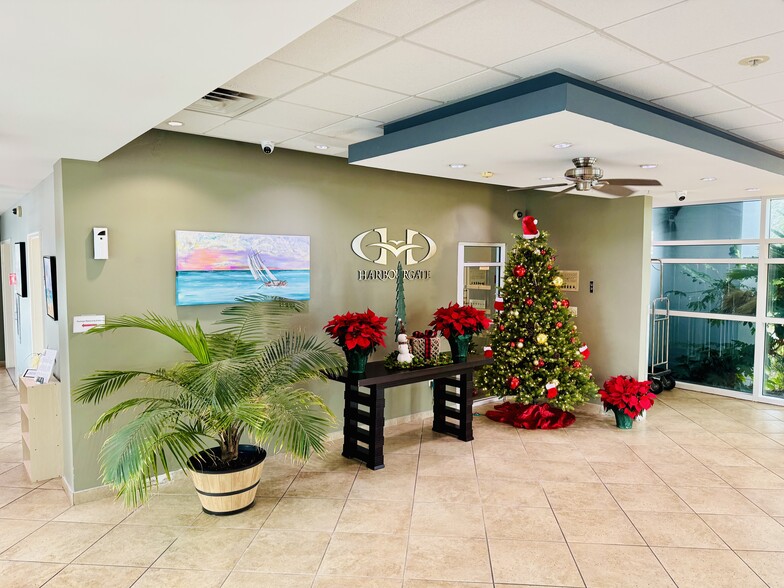 More Photos Of 2100 Sea Mountain Hwy, North Myrtle Beach Hotel For Lease