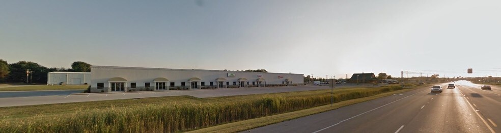 More Photos Of 14285-14301 Commerce Rd, Daleville Light Manufacturing For Lease