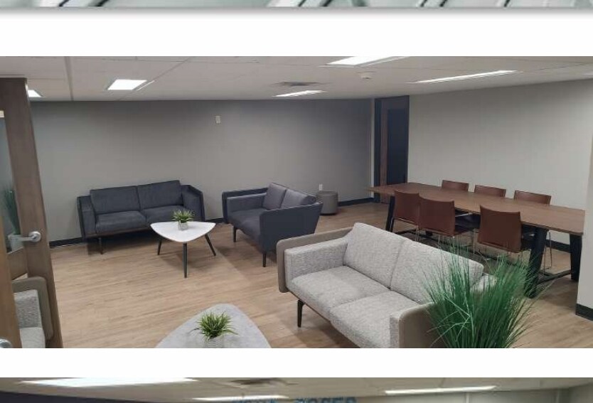 More Photos Of 37 N High St, Columbus Office For Sale