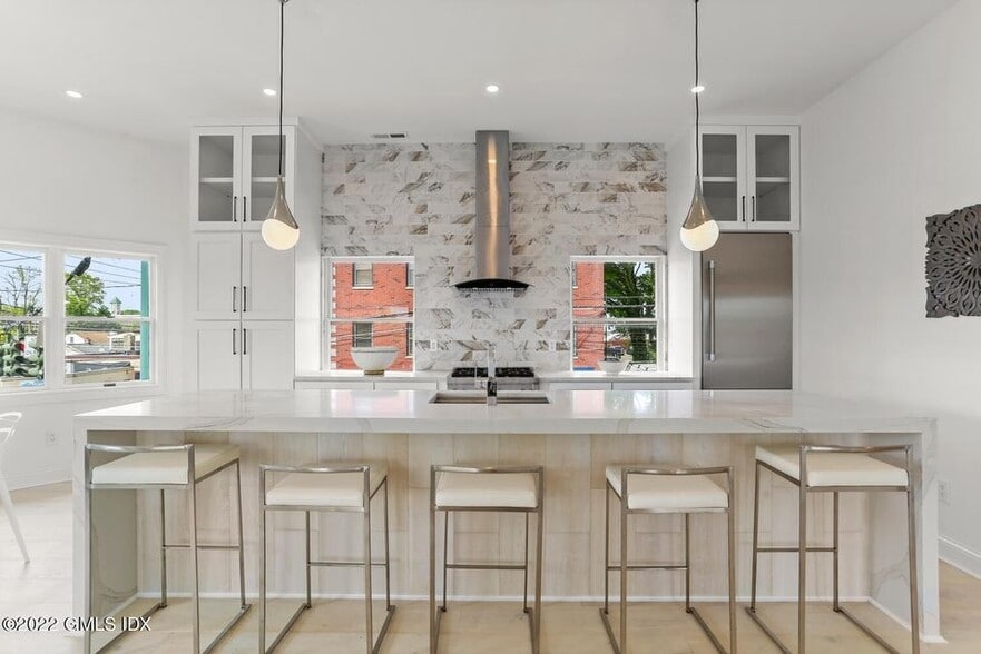 More Photos Of 111 Mill St, Greenwich Storefront Retail Office For Sale