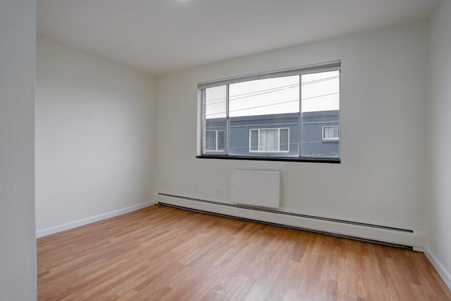 More Photos Of 5661 W Green Meadows Pl, Denver Apartments For Sale