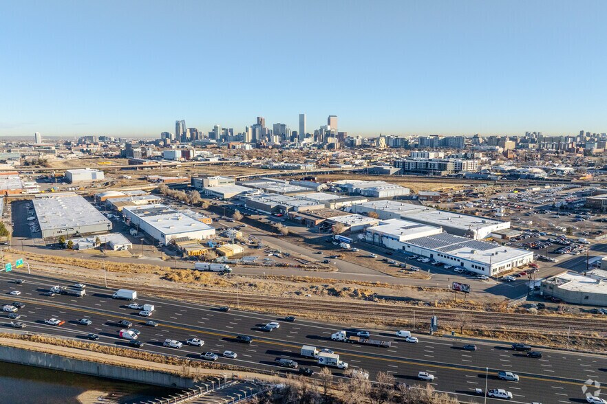More Photos Of 380-400 Quivas St, Denver Warehouse For Sale