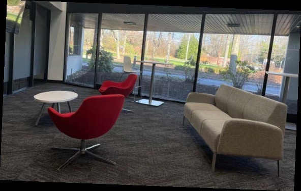 More Photos Of 30 Technology Dr, Warren Office For Lease