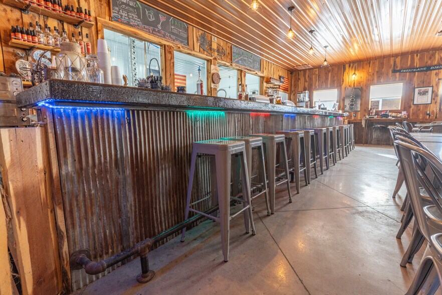 More Photos Of 43937 Highway 36, Monroe City General Retail For Sale