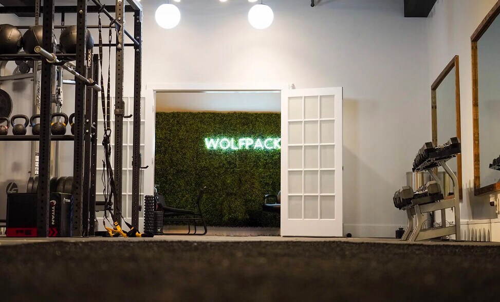 More Photos Of 48 W 22nd St, New York Apartments For Sale