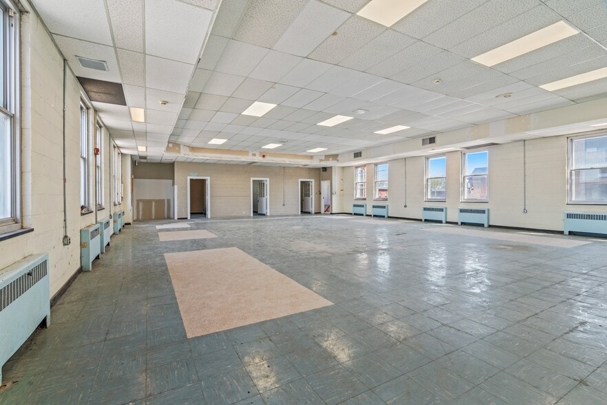 More Photos Of 1916-1938 E Allegheny Ave, Philadelphia Religious Facility For Sale