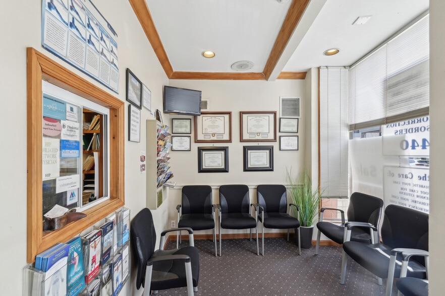 More Photos Of 135 Mamaroneck Ave, Mamaroneck Office For Sale