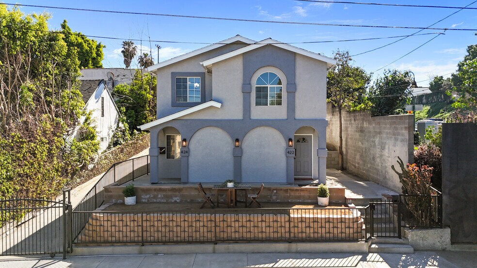 More Photos Of 422 Parkman Ave, Los Angeles Apartments For Sale