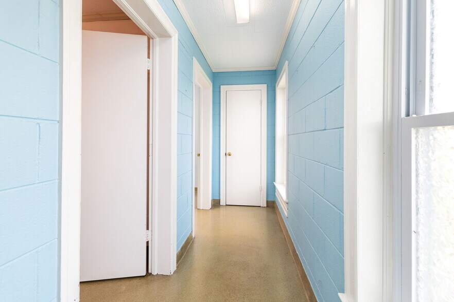 More Photos Of 101 Lea Rd, Kenbridge Rehabilitation Center For Sale