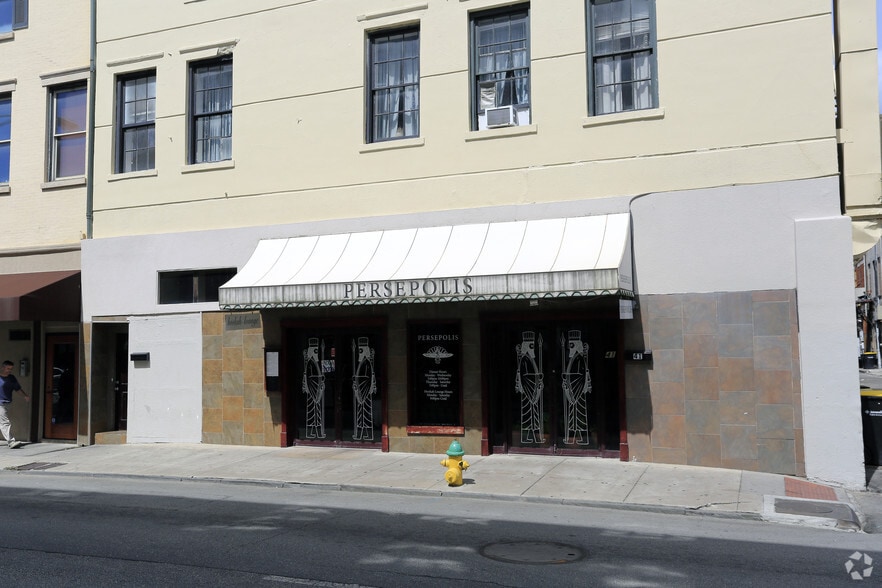 More Photos Of 41 Whitaker St, Savannah Storefront Retail Office For Lease