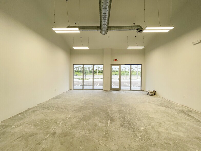 More Photos Of 8205 NW 12th St, Doral Freestanding For Lease