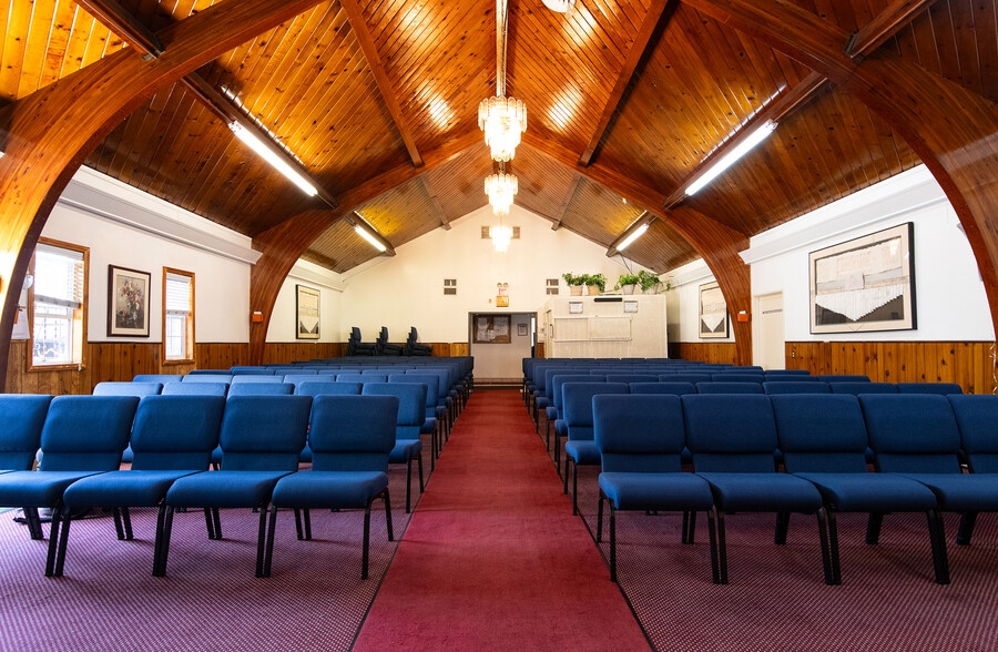 More Photos Of 147 E Rosecrans Ave, Compton Religious Facility For Sale