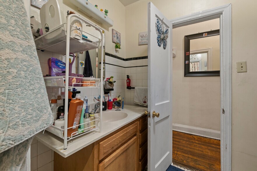 More Photos Of , Baltimore Multifamily For Sale