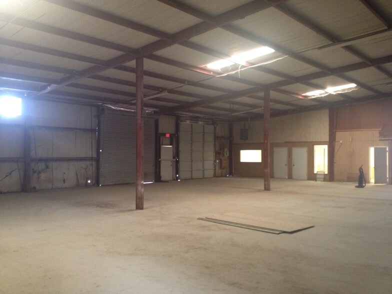 More Photos Of 6253 Brodnax Ln, San Angelo Warehouse For Sale