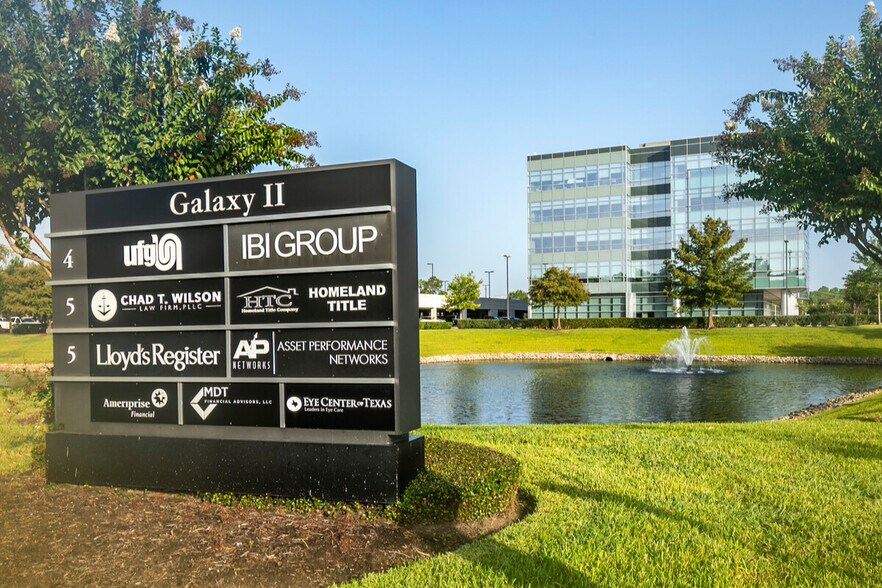 More Photos Of 455 E Medical Center Blvd, Webster Medical For Lease