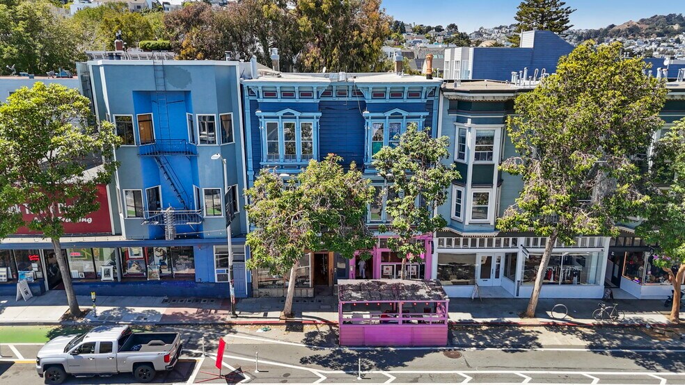 Primary Photo Of 920 Valencia St, San Francisco Apartments For Sale