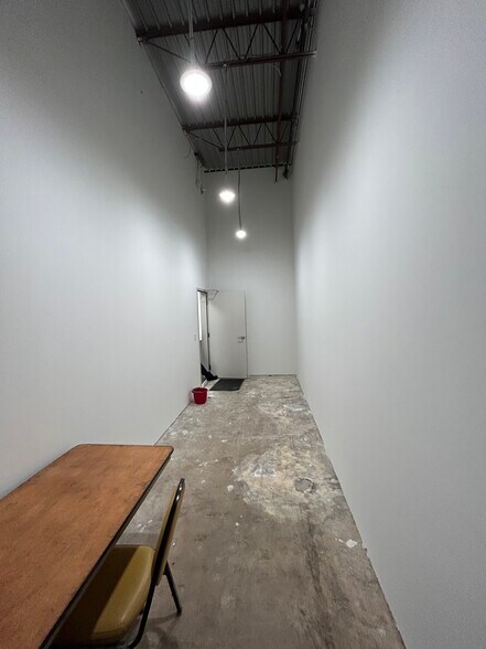 More Photos Of 101 S Main St, Le Sueur Storefront For Lease