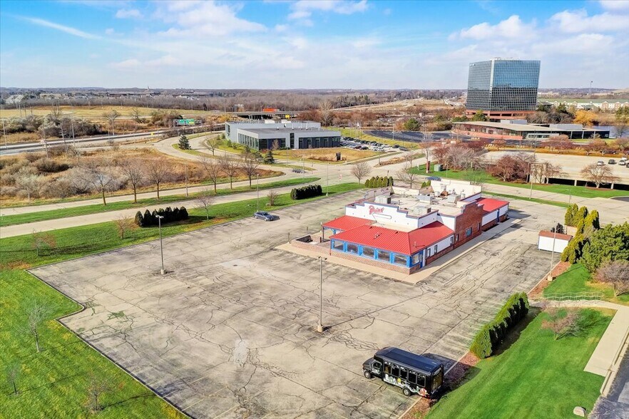 More Photos Of 10950 W Good Hope Rd, Milwaukee Restaurant For Sale