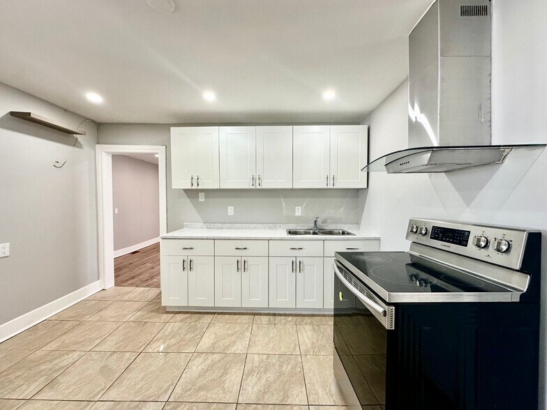 More Photos Of 240 Marier Ave, Ottawa Apartments For Sale