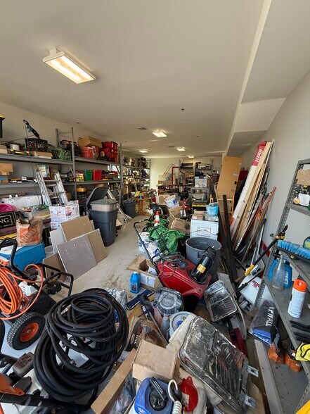 More Photos Of 586 Pleasant St, Watertown Light Distribution For Sale