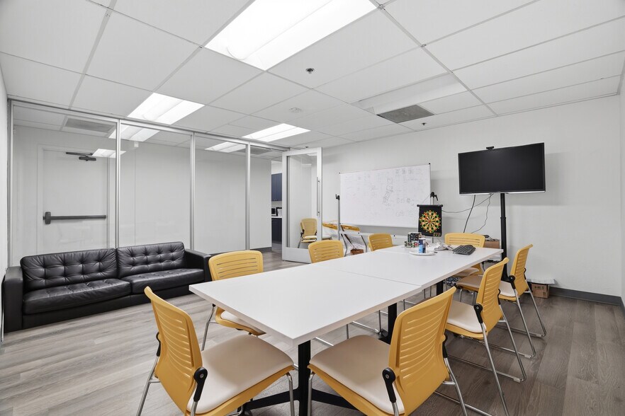 More Photos Of 431 Florence St, Palo Alto Office For Lease