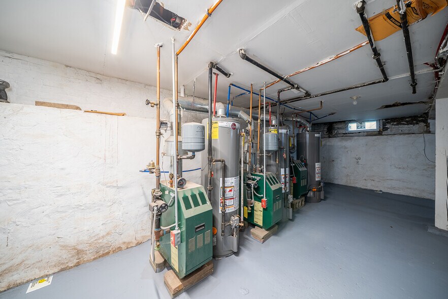 More Photos Of 198 GRIFFITH St, Jersey City Apartments For Sale