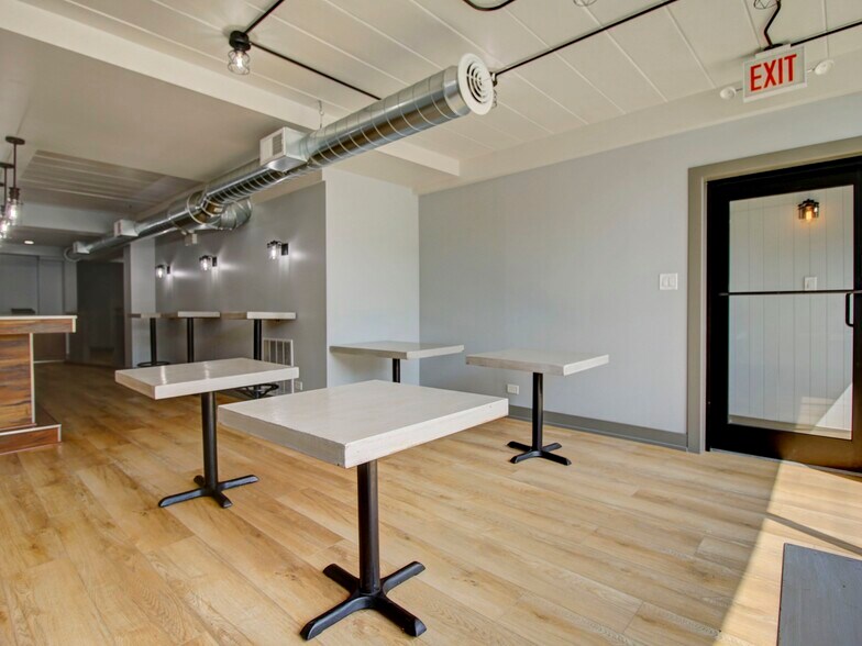 More Photos Of 3938 N Central Ave, Chicago Storefront Retail Residential For Sale