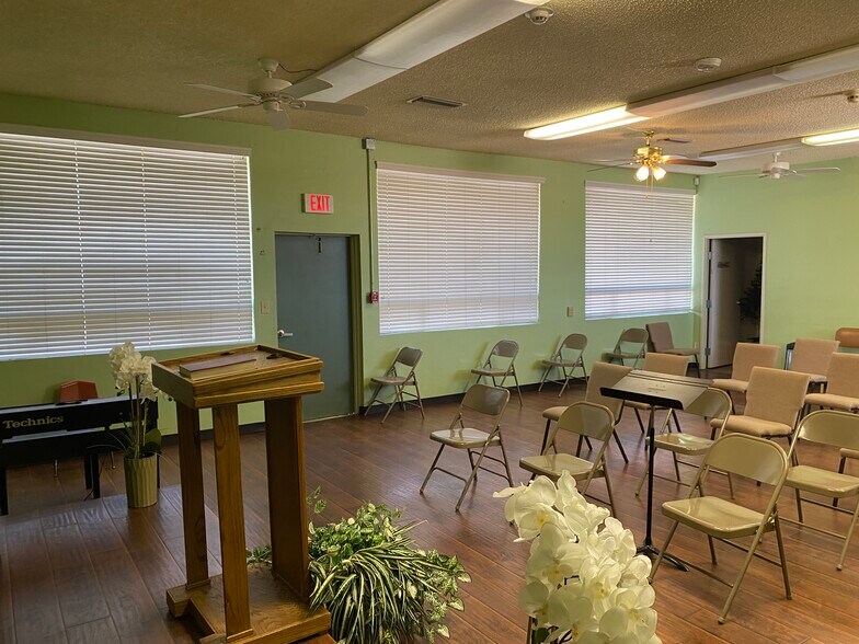 More Photos Of 630 W 17th Pl, Tempe Schools For Lease