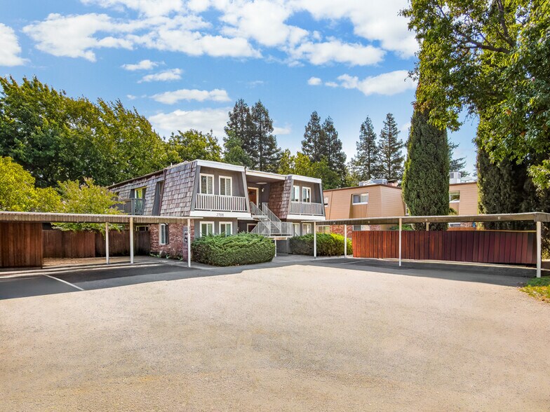 More Photos Of 2708 Jones Rd, Walnut Creek Apartments For Sale