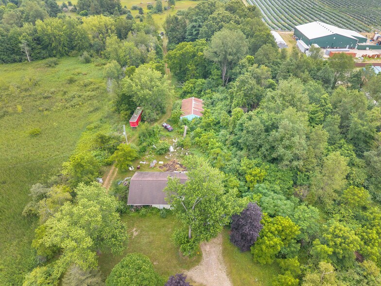 More Photos Of 21736 Bedford Rd N, Battle Creek Industrial For Sale